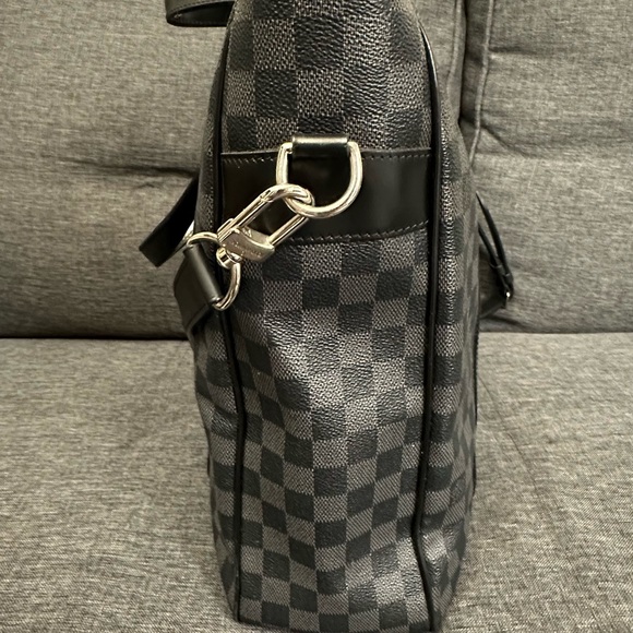 Authentic LV - Picture 4 of 10